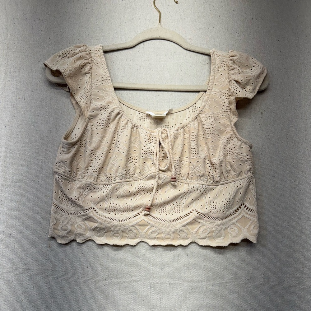 URBAN Romantics Beige Lace Blouse